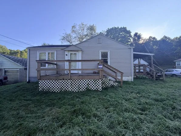 39 Kiefer Way, Weirton, WV 26062