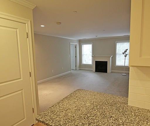 5th image of 10 Crowninshield St Unit 108