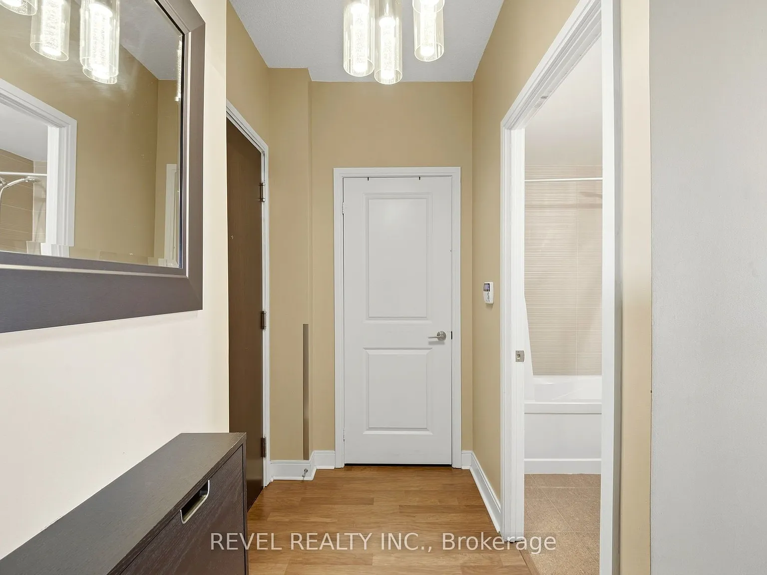 1 bed, $2,450 — Photo 4