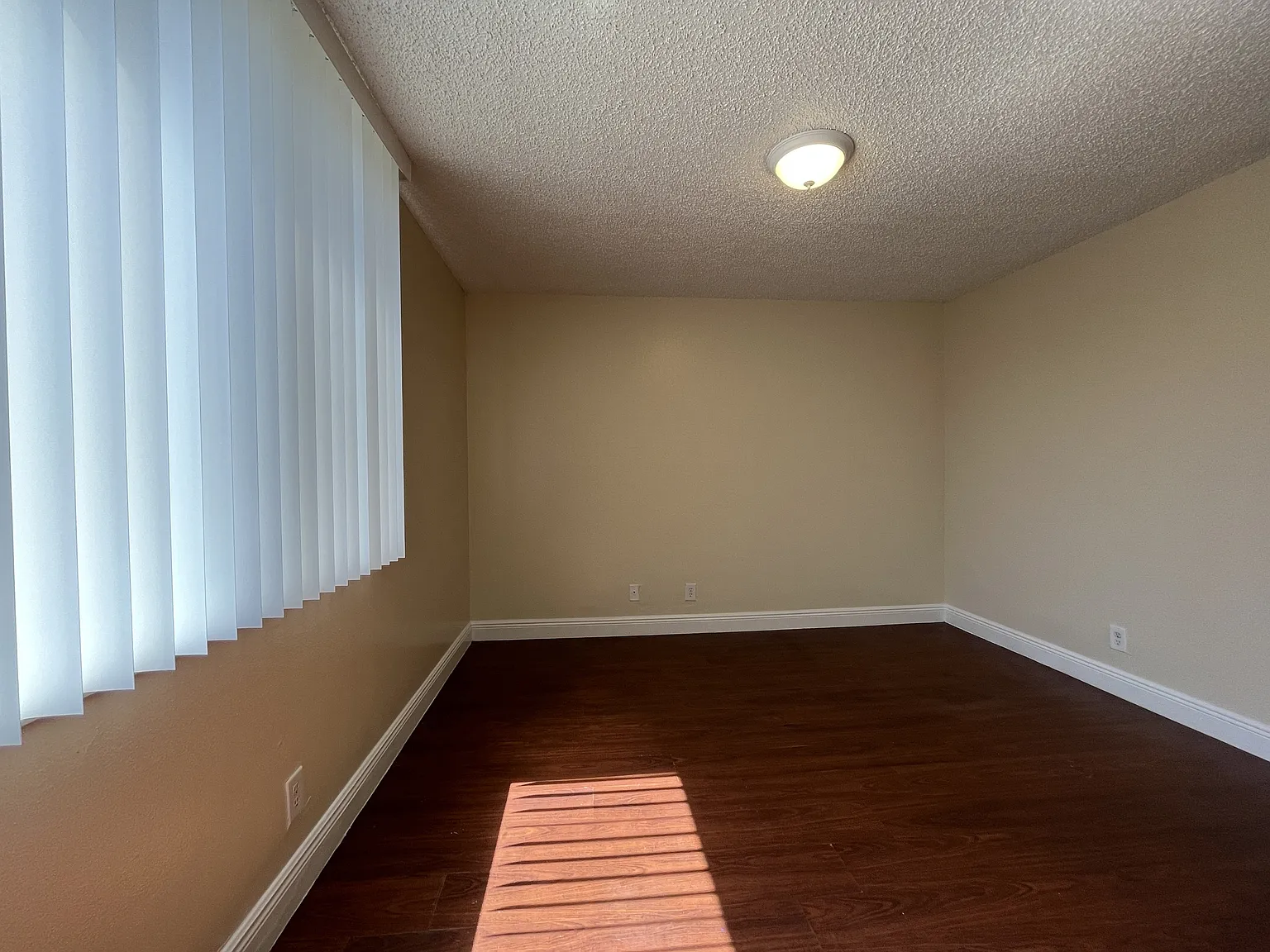 4015 W McNab Rd — Photo 2
