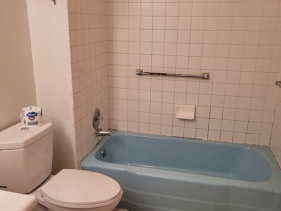 5th image of 262 Cranz Pl #B