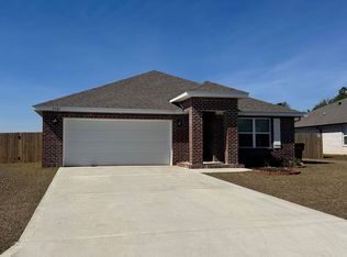 5581 Silverbell Dr, Milton, FL 32583