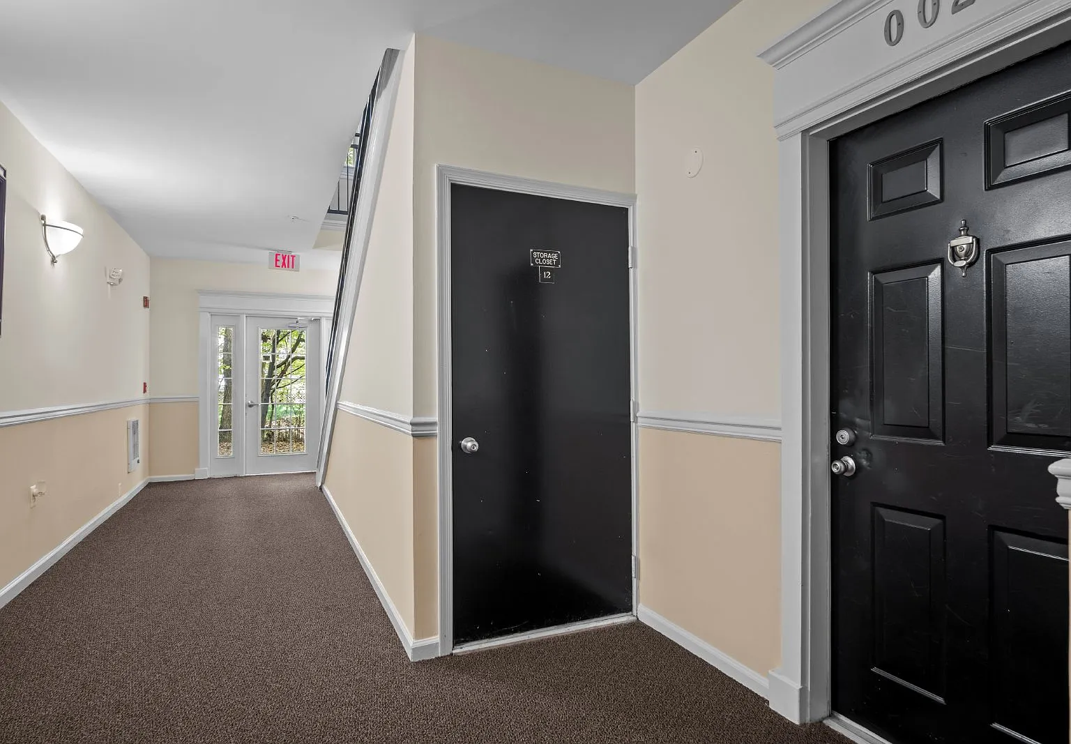 2 bed, 2.0 bath, 1050 sqft, $2,400 — Photo 4
