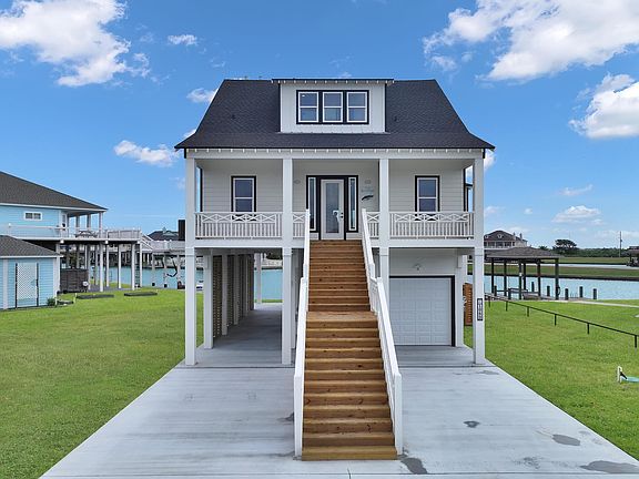 2nd image of 1060 Waterways Dr