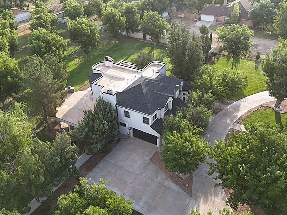 5th image of 2109 Carolina Way