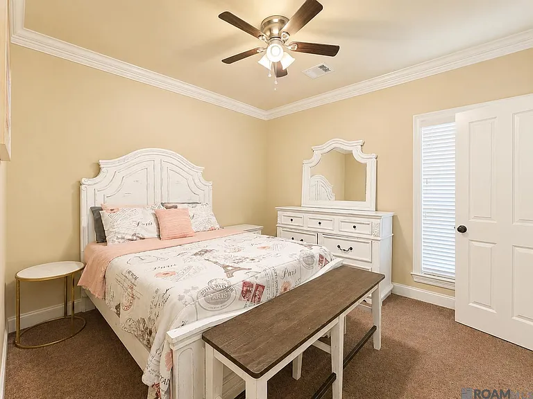 9430 Magnolia Crossing Dr — Photo 21