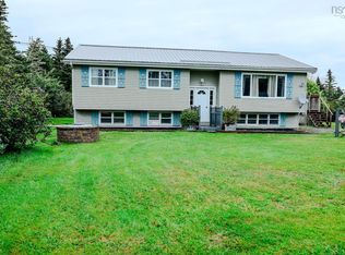 28 Penney Rd, South Side, NS B0W1P0