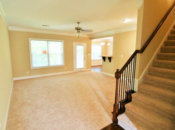 3rd image of 833 Erika Ln