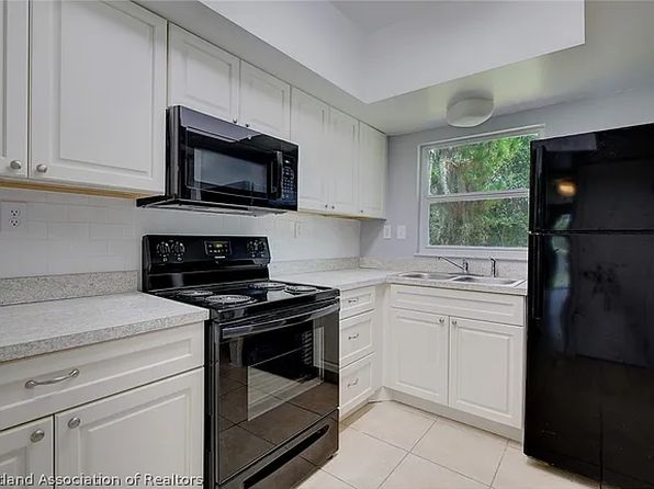 113-115 Glenn Ave NW #113