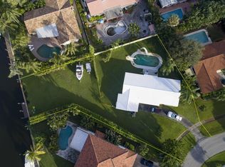 2058 Radnor Ct, North Palm Beach, FL 33408