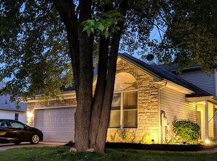 110 Queens Ct, Sheffield Lake, OH 44054