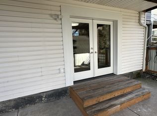 (Undisclosed Address), Hood River, OR 97031