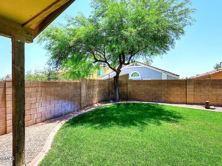 12425 W Missouri Ave — Photo 28