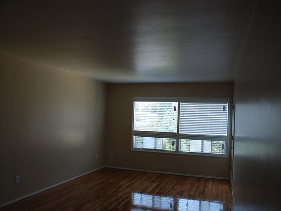 2nd image of 1228 1/2 28th St