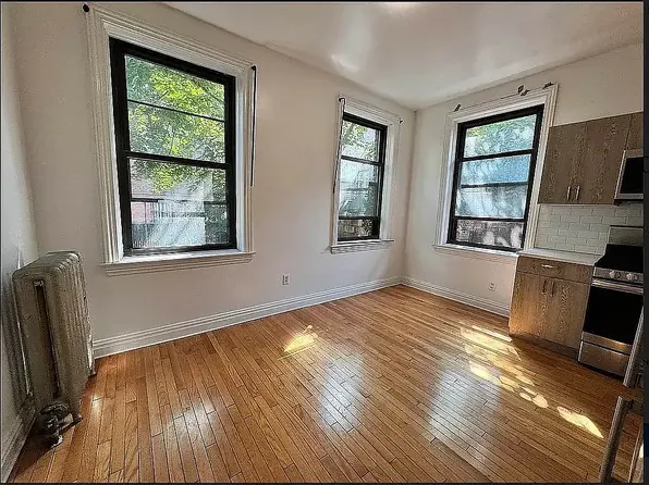 1356 Pacific Street image 2 of 4