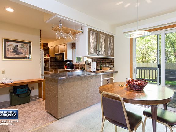 Kitchen Has Snack Bar & Open to Dining