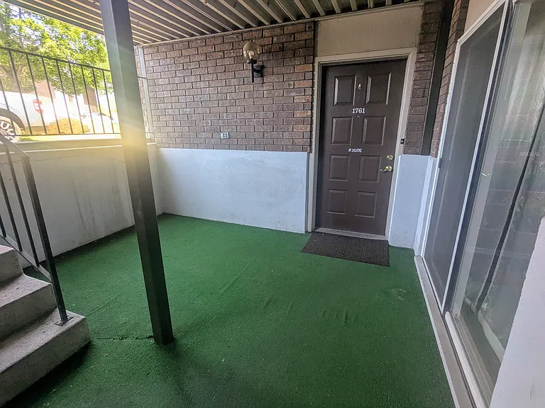1761 Willowbrook Dr — Photo 4