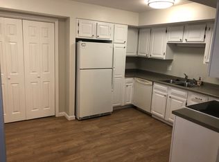1911 Tracy Dr APT 1A, Bloomington, IL 61704