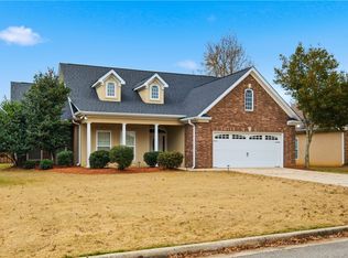 4005 Chesham Dr, Opelika, AL 36801