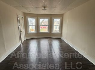 1643 S 7th St, Milwaukee, WI 53204