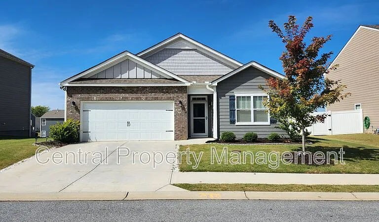 731 Liberty Walk Ln — Photo 1