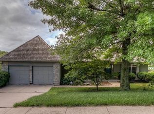 315 NW Blue Beech Point, Lees Summit, MO 64064