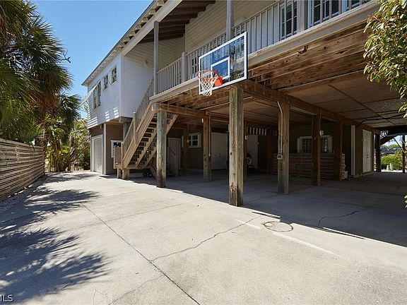 2nd image of 16247 Boyce Dr