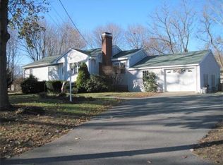392 Village St, Medway, MA 02053