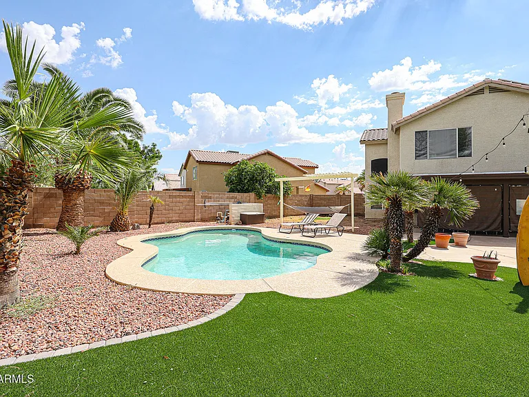 3902 E Rosemonte Dr — Photo 38