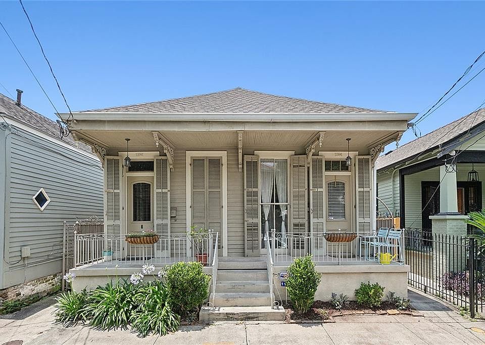 1st image of 1104-06 Jena St