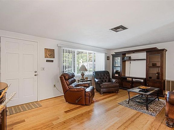 5th image of 3802 Mynabird Dr