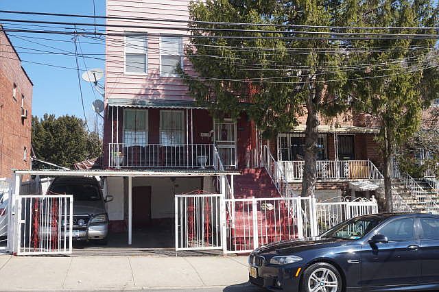 1st image of 1051 E 214th St