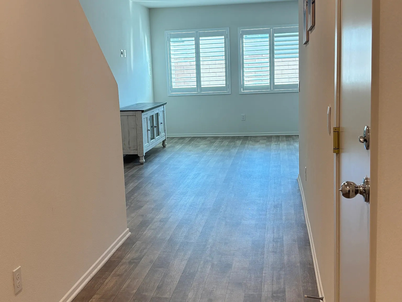 4 bed, 1893 sqft, $3,650 — Photo 4