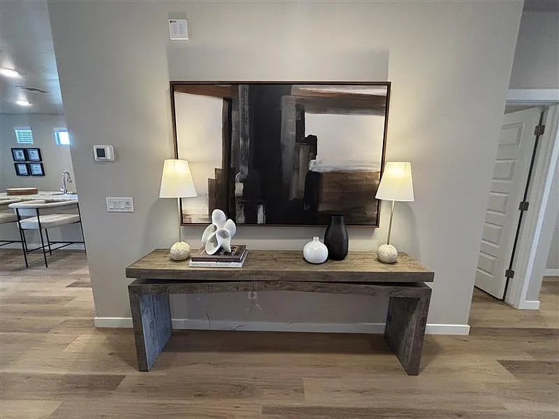 3 bed, 2216 sqft, $2,548 — Photo 3