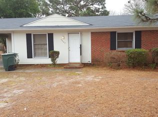 5925 Richfield Ave, Hope Mills, NC 28348