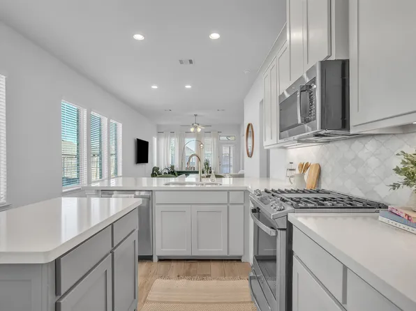 2121 Winsbury Way, Forney, TX 75126