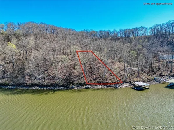 18 Eagle Bay Dr, Gravois Mills, MO 65037