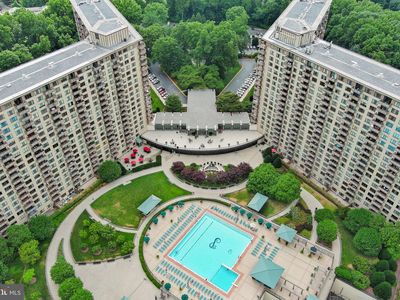 5225 Pooks Hill Rd APT 1305N, Bethesda, MD, 20814