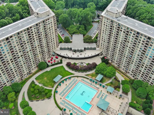 5225 Pooks Hill Rd APT 1305N, Bethesda, MD 20814