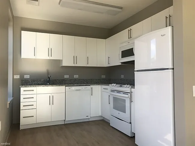 770 C Street — Photo 3