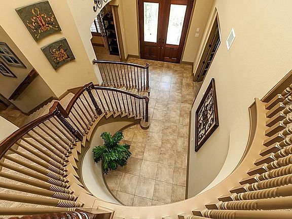 4th image of 3938 Sunset Terrace Dr