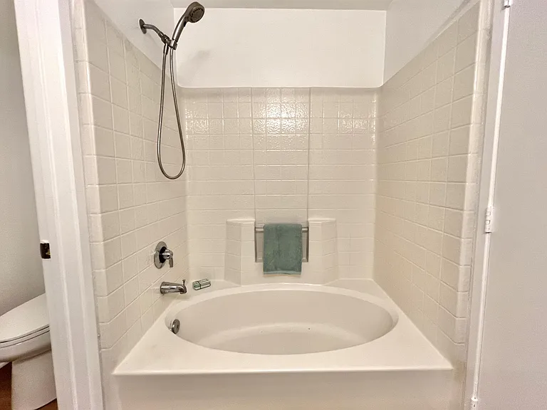 1388 Challis Pl #221-1-1 — Photo 6