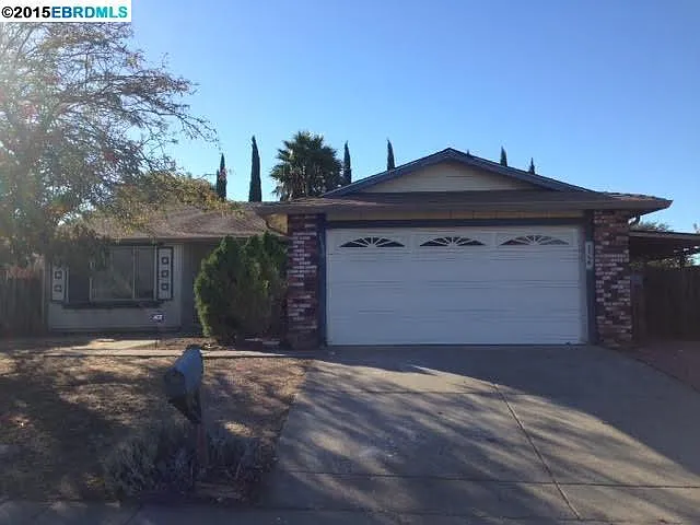 2154 Peachtree Cir photo 1