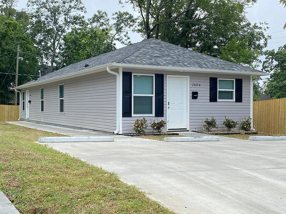 2019 Wright Ave #B