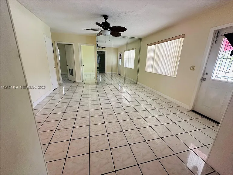 1215 S 24th Ave — Photo 36