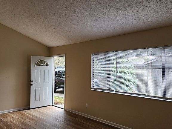 3rd image of 1212 E 11th Ave #1212