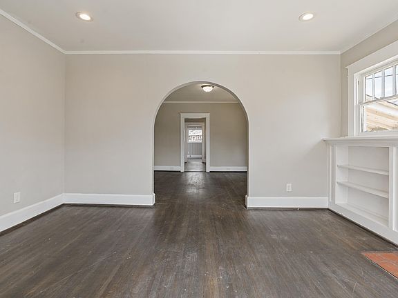 5th image of 808 11th Ave