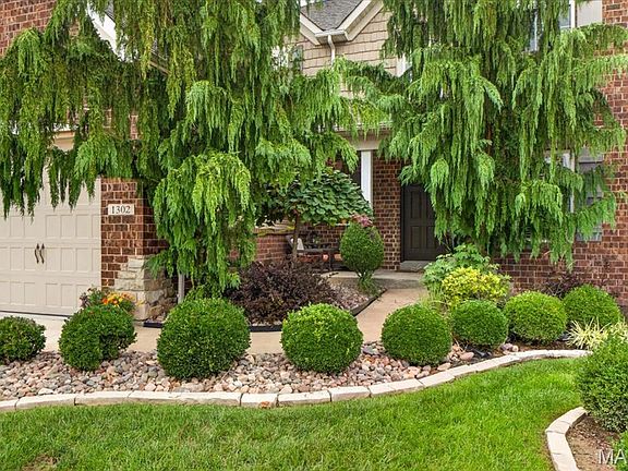 2nd image of 1302 Spring Lilly Dr