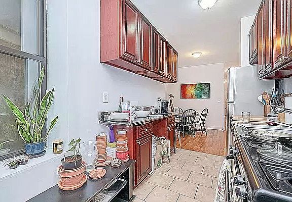 2nd image of 360 W 127th St APT 1