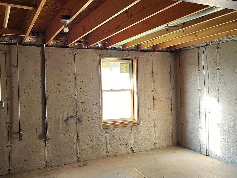 Full Basement
